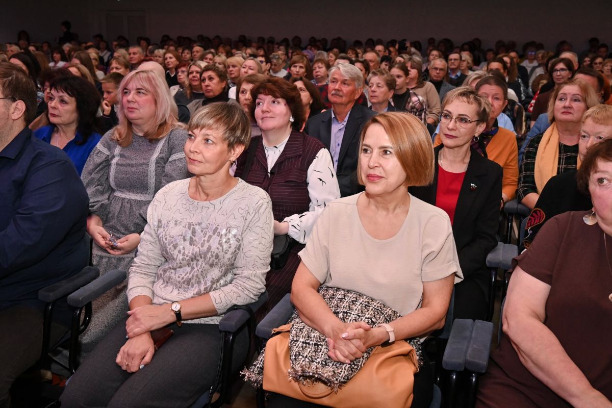 Артур Парфенчиков: Первый музыкально-поэтический фестиваль имени Роберта Рождественского состоялся! Артур Парфенчиков: Первый музыкально-поэтический фестиваль имени Роберта Рождественского состоялся!