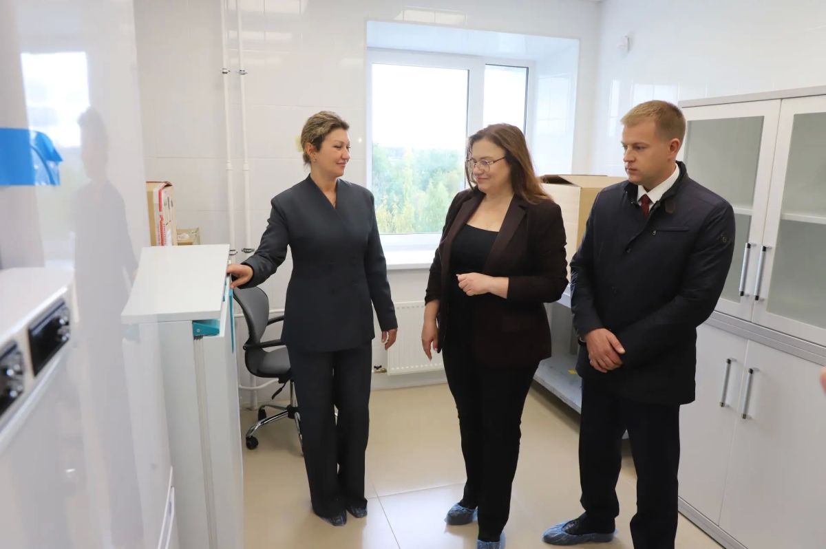 Депутаты и общественники Петрозаводска познакомились с новыми площадями поликлиники на Древлянке Депутаты и общественники Петрозаводска познакомились с новыми площадями поликлиники на Древлянке