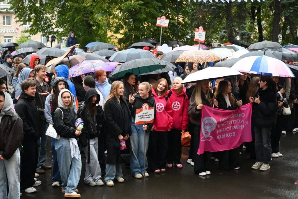 Цифра дня: более 2 тысяч первокурсников посвятили в студенты ПетрГУ Цифра дня: более 2 тысяч первокурсников посвятили в студенты ПетрГУ