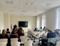 Сотрудники следственного управления встретились со школьниками и их родителями