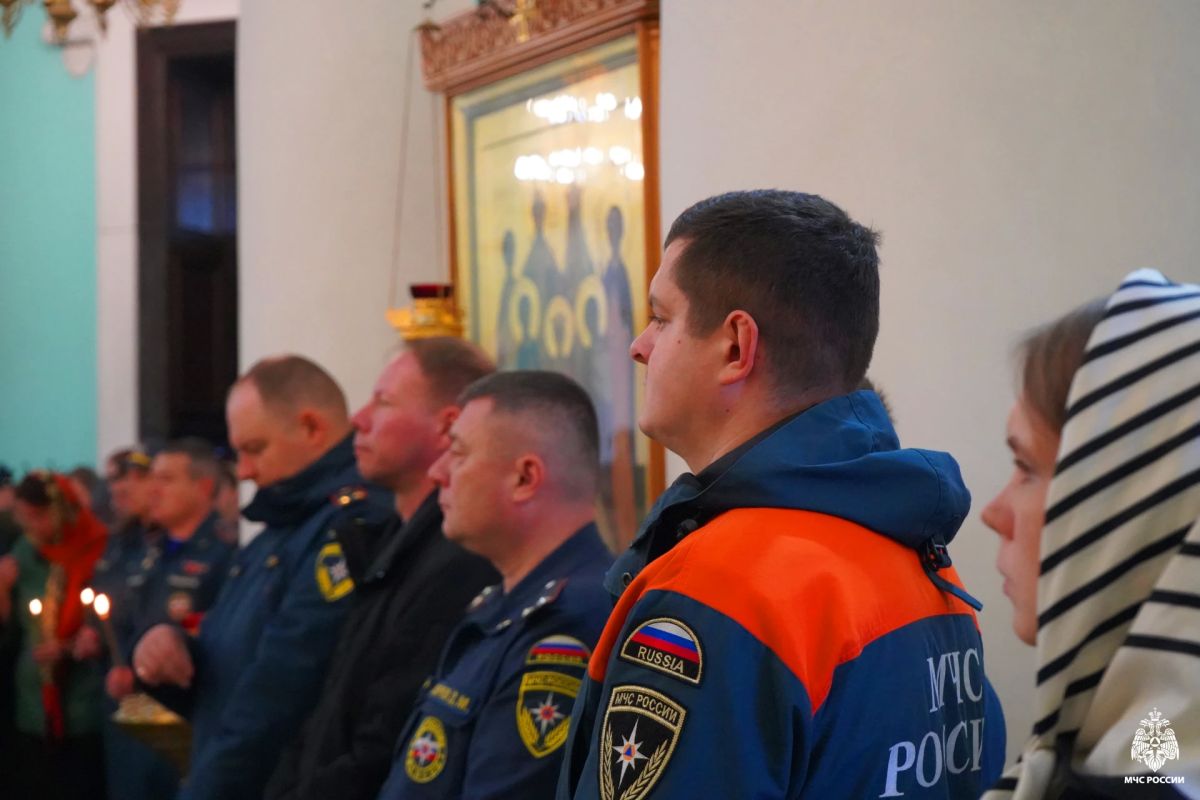 Сохрани от огненного пламени, от удара молнии избавь и даруй всякие блага Сохрани от огненного пламени, от удара молнии избавь и даруй всякие блага