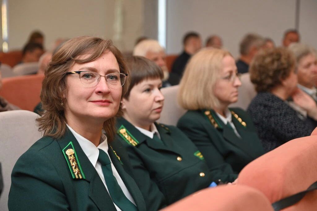 Работникам леса вручили награды в Карелии Работникам леса вручили награды в Карелии