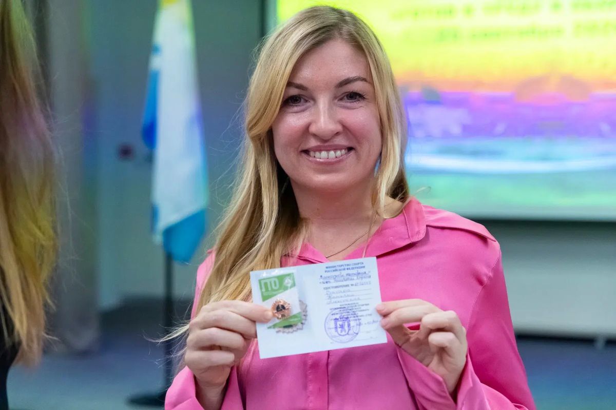 Колыхматова: Провели торжественное вручение знаков отличия Всероссийского комплекса «Готов к труду и обороне» Колыхматова: Провели торжественное вручение знаков отличия Всероссийского комплекса «Готов к труду и обороне»