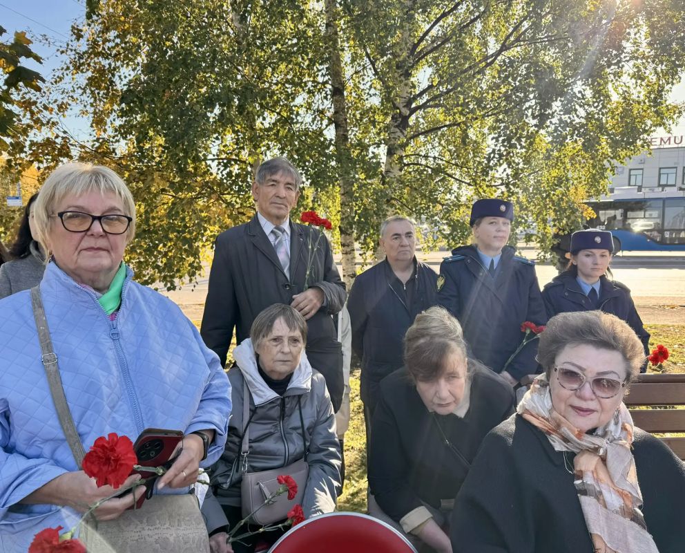 В Сквере Памяти узников концлагерей в городе Петрозаводске состоялось открытие памятного знака В Сквере Памяти узников концлагерей в городе Петрозаводске состоялось открытие памятного знака