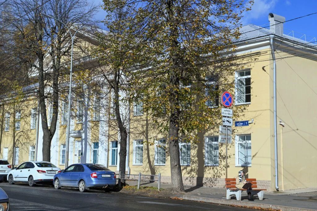 Дом с биографией: какие тайны хранит особняк купца Сывороткина, переданный в собственность республики Дом с биографией: какие тайны хранит особняк купца Сывороткина, переданный в собственность республики