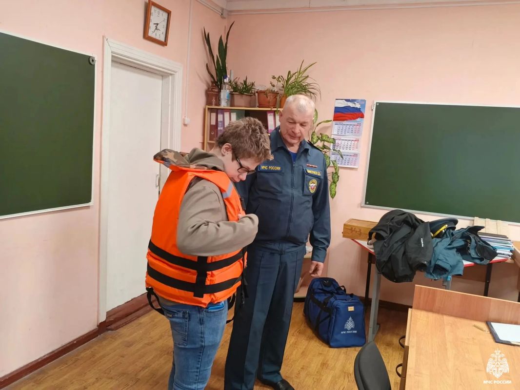 Открытый урок в МКОУ «Муезерская СОШ» Открытый урок в МКОУ «Муезерская СОШ»