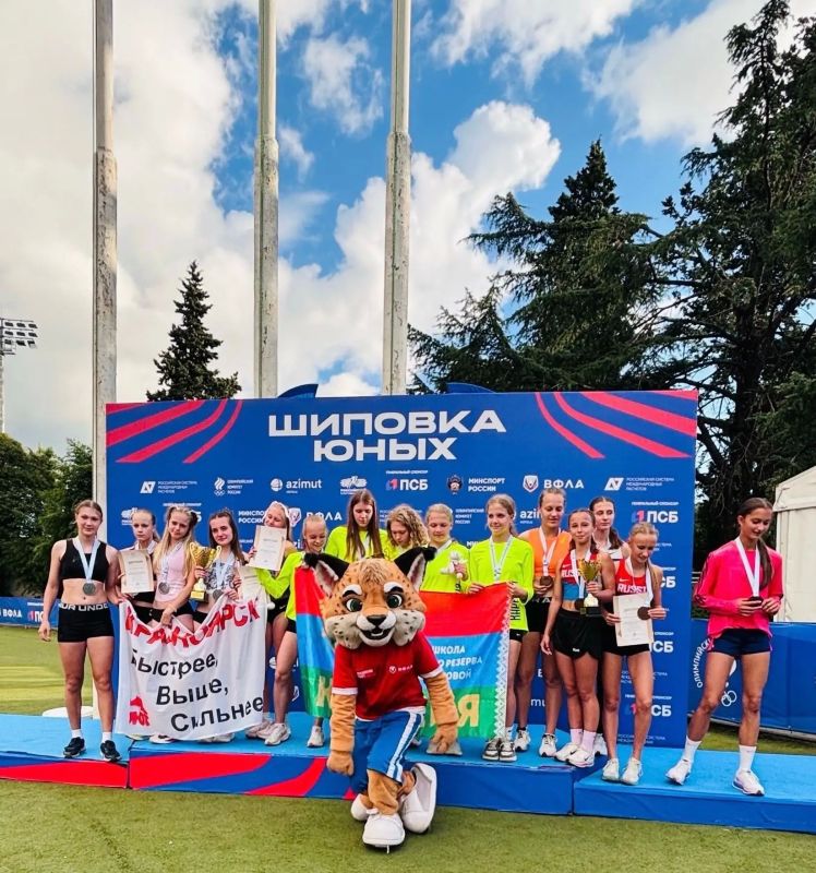 Воспитанники спортшколы № 3 Петрозаводска обошли два десятка команд на всероссийских соревнованиях! Воспитанники спортшколы № 3 Петрозаводска обошли два десятка команд на всероссийских соревнованиях!