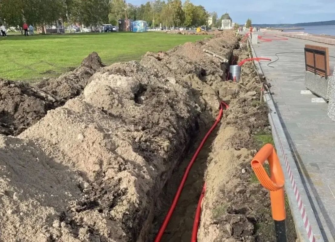 На набережной Петрозаводска готовится новое освещение На набережной Петрозаводска готовится новое освещение