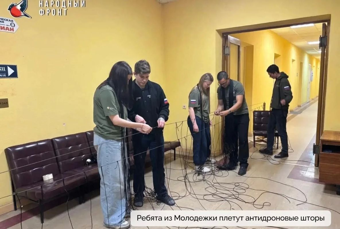 Артур Парфенчиков: У нас много волонтерских организаций, которые оказывают помощь тем, кому она особенно нужна Артур Парфенчиков: У нас много волонтерских организаций, которые оказывают помощь тем, кому она особенно нужна