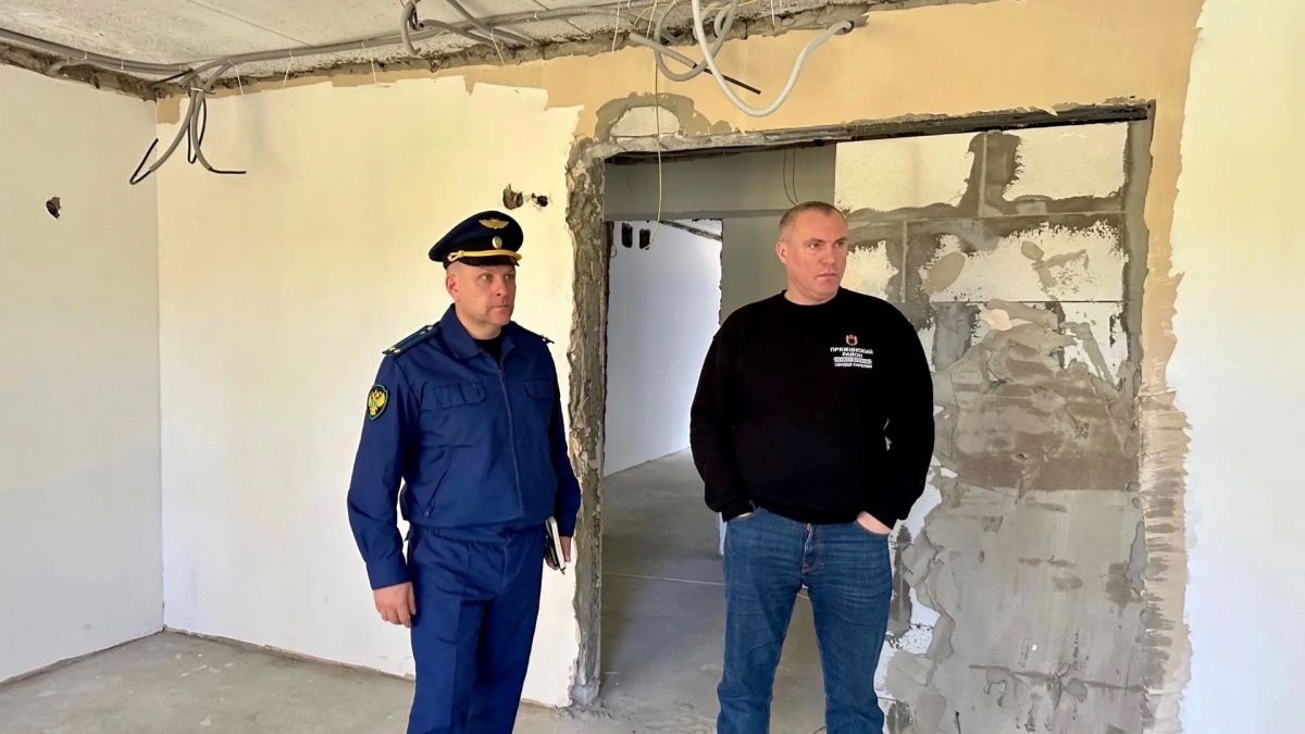 Органы прокуратуры республики обеспечивают надзорное сопровождение ремонта образовательных учреждений на территории региона Органы прокуратуры республики обеспечивают надзорное сопровождение ремонта образовательных учреждений на территории региона