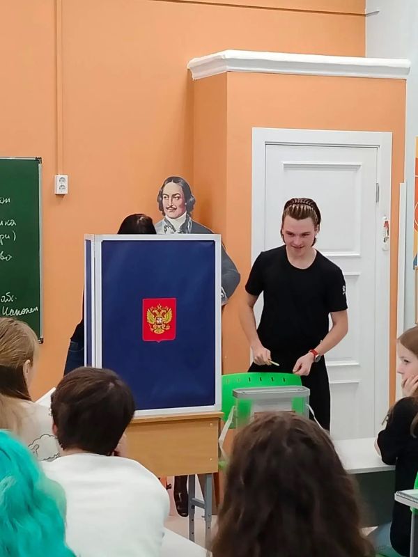 В Сортавале провели деловую игру для десятиклассников В Сортавале провели деловую игру для десятиклассников