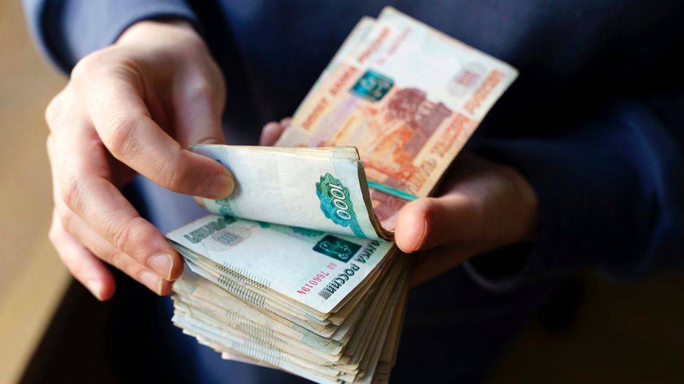 Кто контролирует микрофинансовые организации в России?