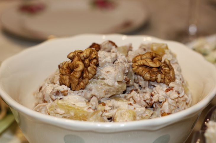 Сводят всю пользу на нет: диетолог назвала 3 грубые ошибки в приготовлении овсянки