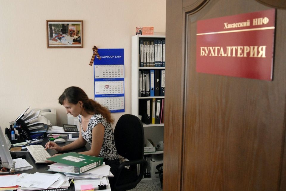 Как главбух обманул свою компанию на 44 миллиона рублей: история обмана и разоблачения