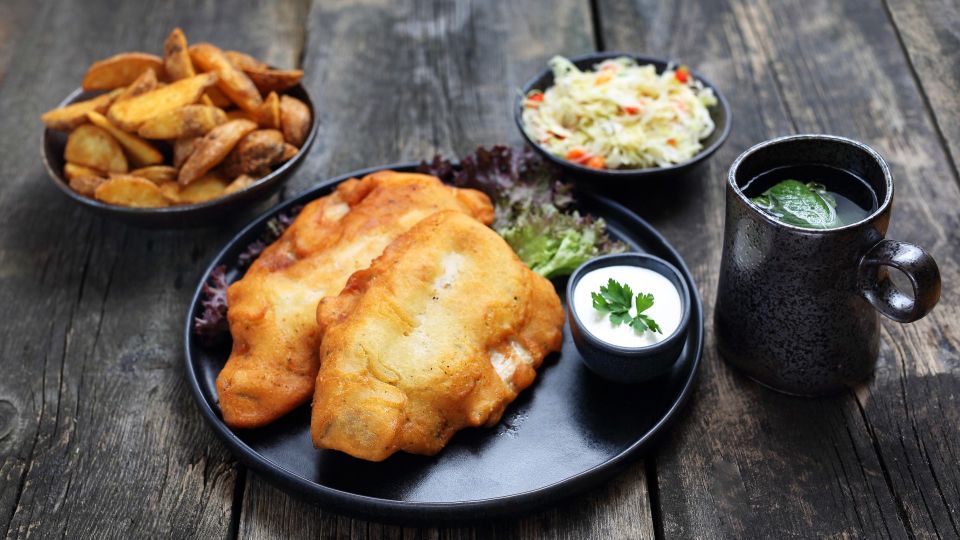 К такой рыбе даже гарнир не нужен: обжарьте ее в этом оригинальном кляре