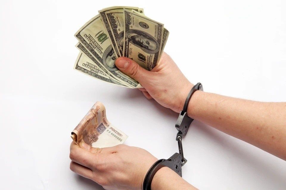 Обвал бизнеса: как новый закон поставил на колени 30 тысяч компаний в России