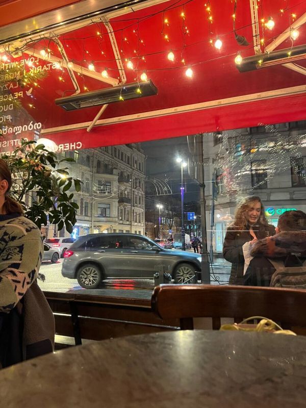 Лучшие места для гурманов на Петроградке: PioNero — шумно, но пицца заслуживает ожидания