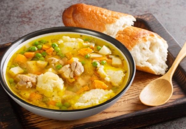Куриный суп с клёцками: секреты любимого блюда