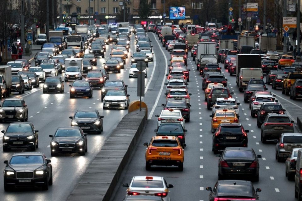 Россия призывает к бессрочному мораторию на праворульные автомобили