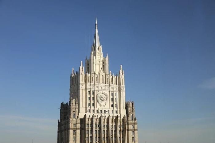 ������ ������ � ��������� ����� ��������� �������� � ���